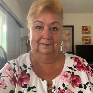 Meet your Posher, Julie